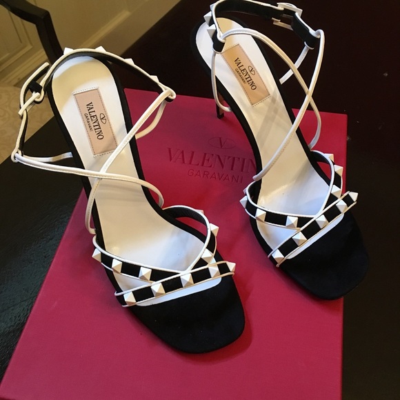 Valentino Garavani | Shoes | Valentino Rockstud Slingback Heels Nwt ...